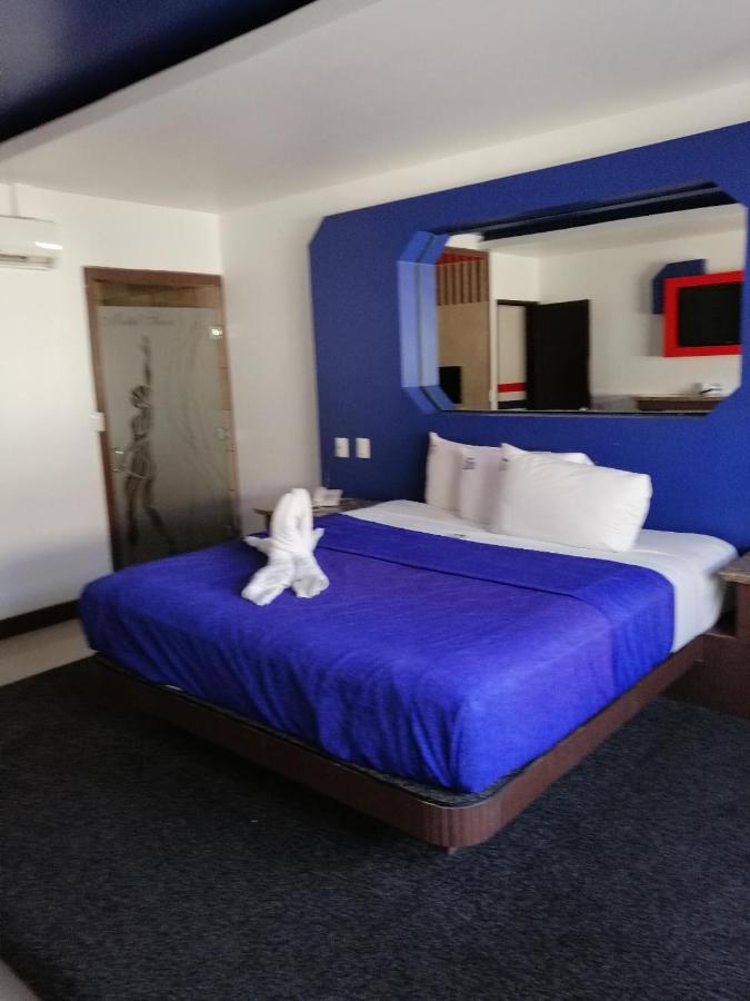 Motel Sena Ενσενάντα Εξωτερικό φωτογραφία