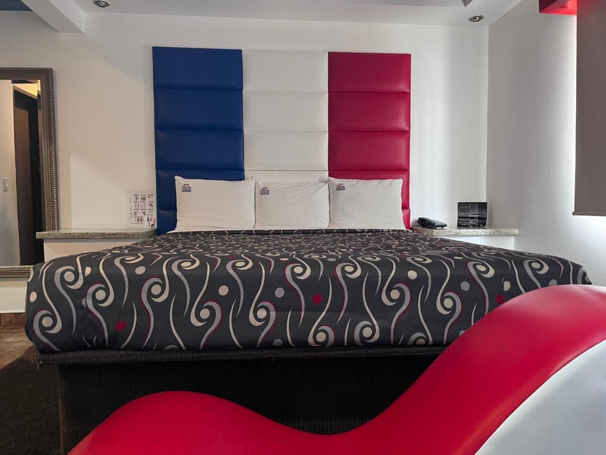 Motel Sena Ενσενάντα Εξωτερικό φωτογραφία