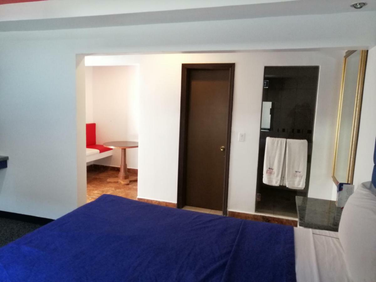 Motel Sena Ενσενάντα Εξωτερικό φωτογραφία